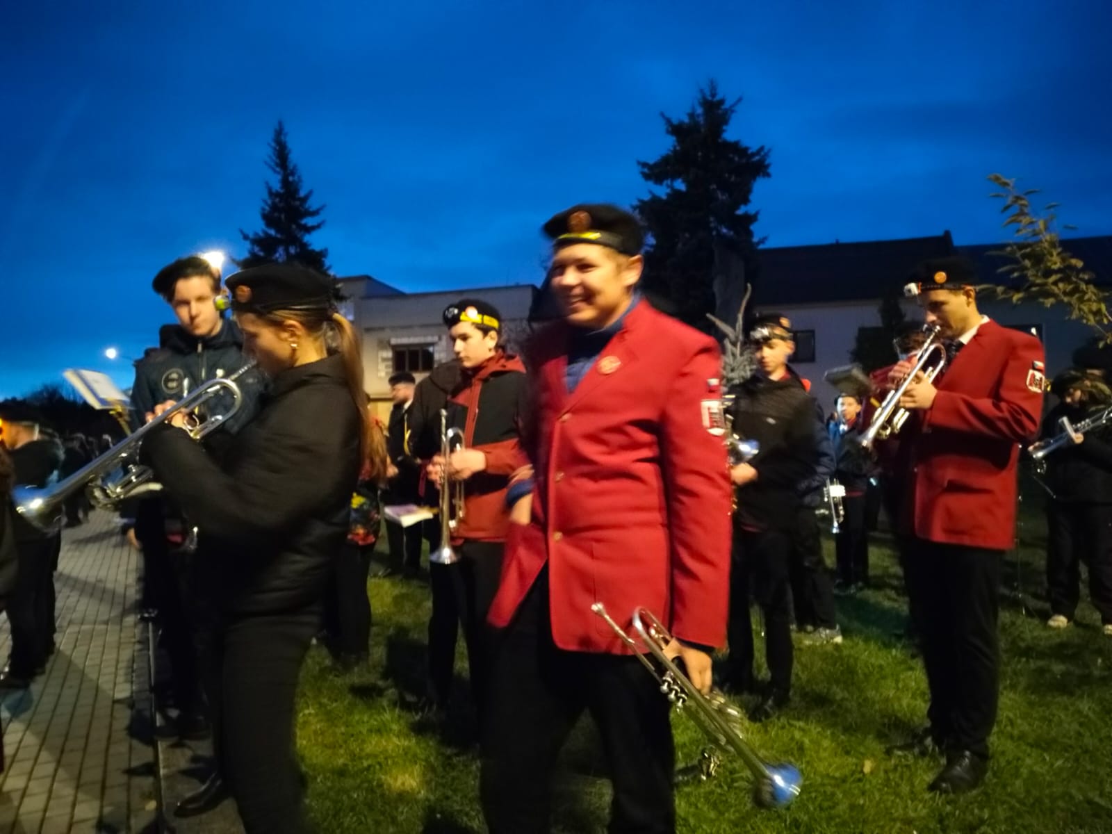 PHOTO-2025-10-25-11-06-47-4